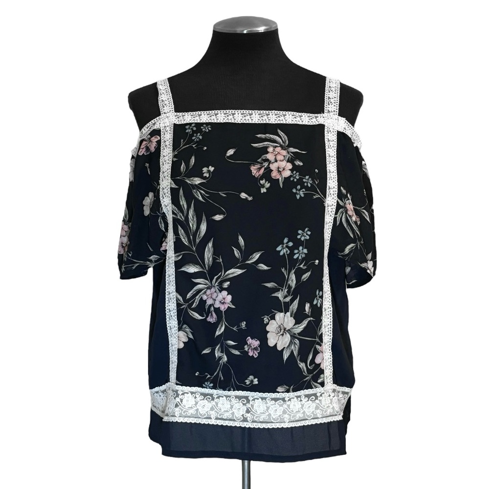 Unica – Floral Cold Shoulder Crochet Lace Top – Juniors XL – NWT